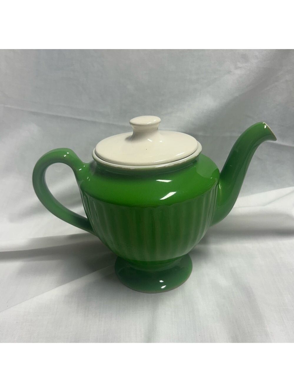 Vintage Hall Teapot Ribbed Emerald Green White Lid